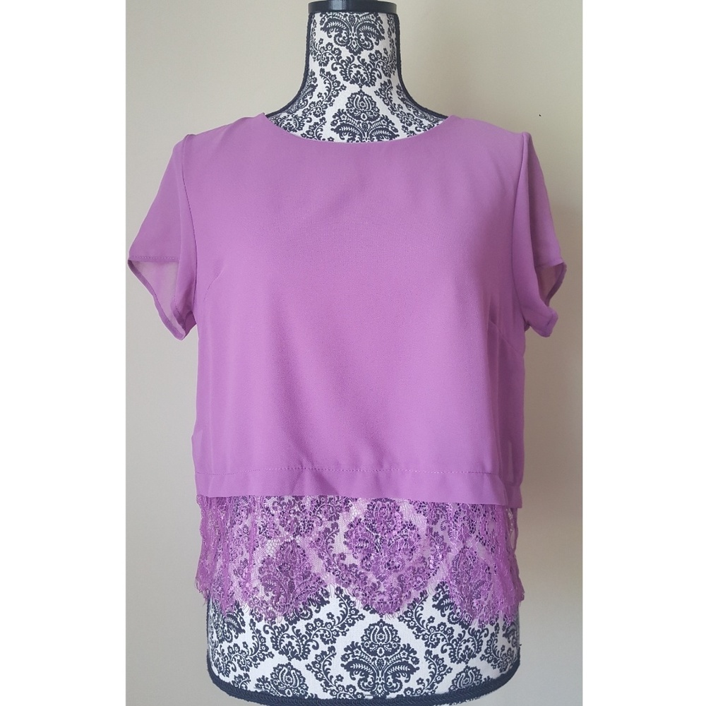 NWT Lace Hem Tee